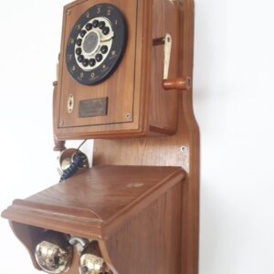 تلفن هندلی چوبی دیواری قدمت قبل از انقلاب مناسب جهت دکور